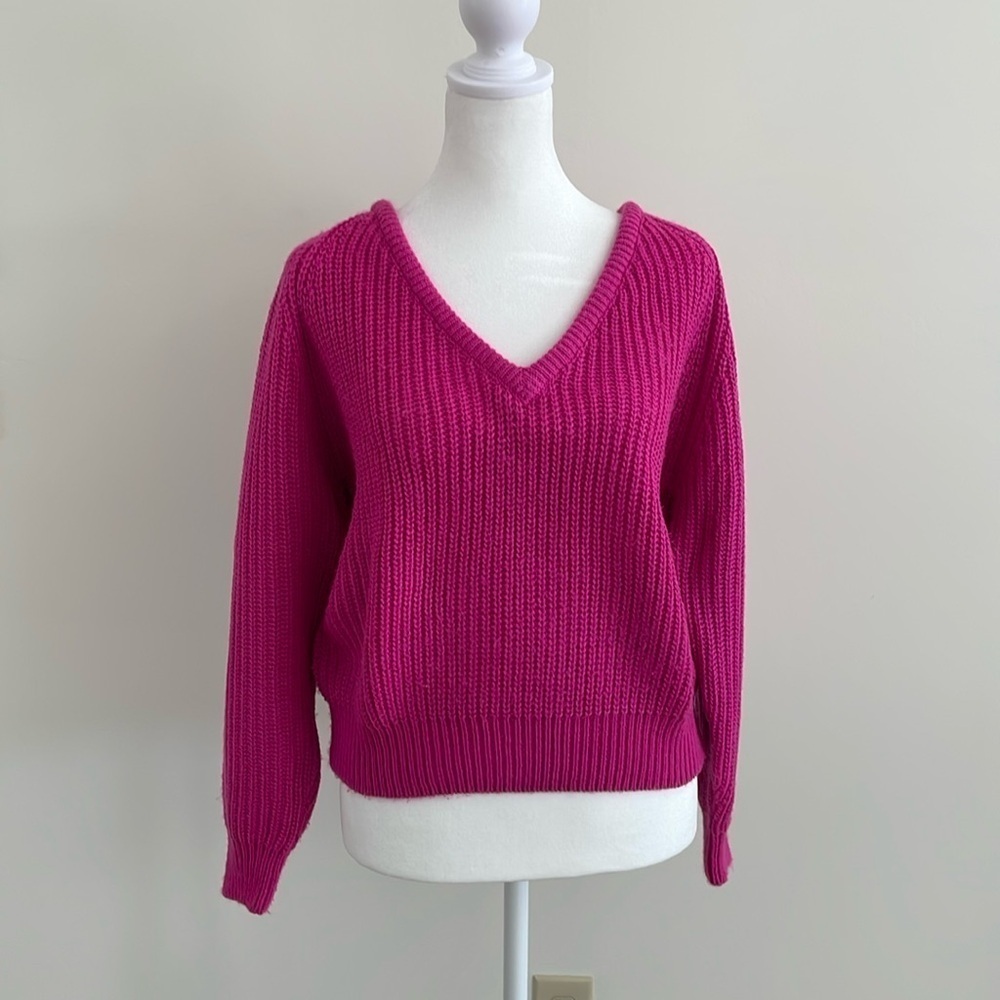 Gerard Works  Hot Pink V Neck Sweater. Barbie Core. Vintage Y2K